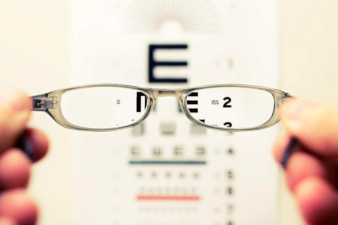 近視の眼鏡矯正について
